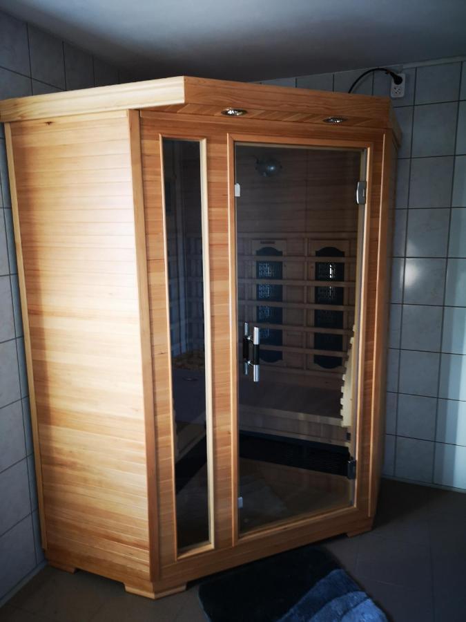 Eszter-Haz Vendeghaz Kerekegyhaza Hotel Zewnętrze zdjęcie