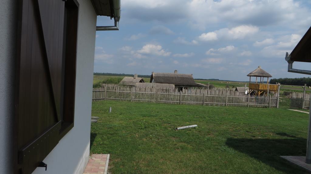 Eszter-Haz Vendeghaz Kerekegyhaza Hotel Zewnętrze zdjęcie